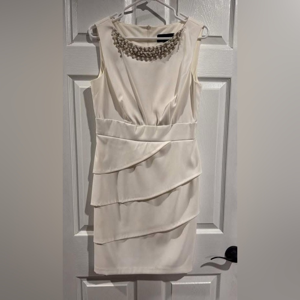 Elegant Cream Sleeveless Dress